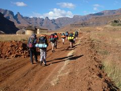 Ntonjelana Valley Hike